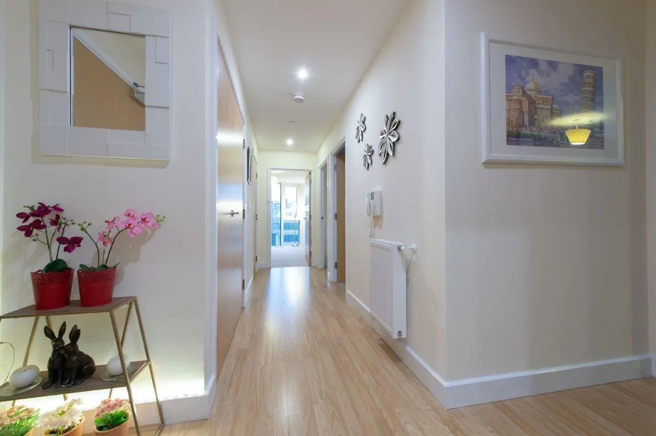 City Living Apartments Londen